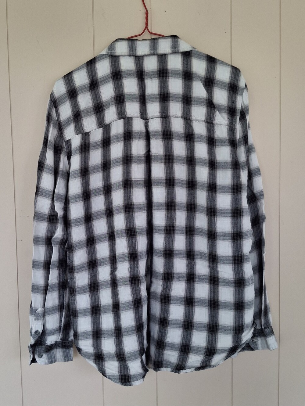 American Eagle Large Boyfriend Fit Black White Plaid Long Sleeve Shirt - Picture 2 of 14